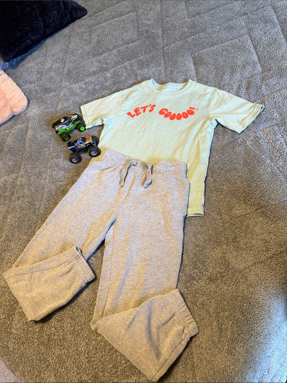 Kids Light Green "Let's Go" Set